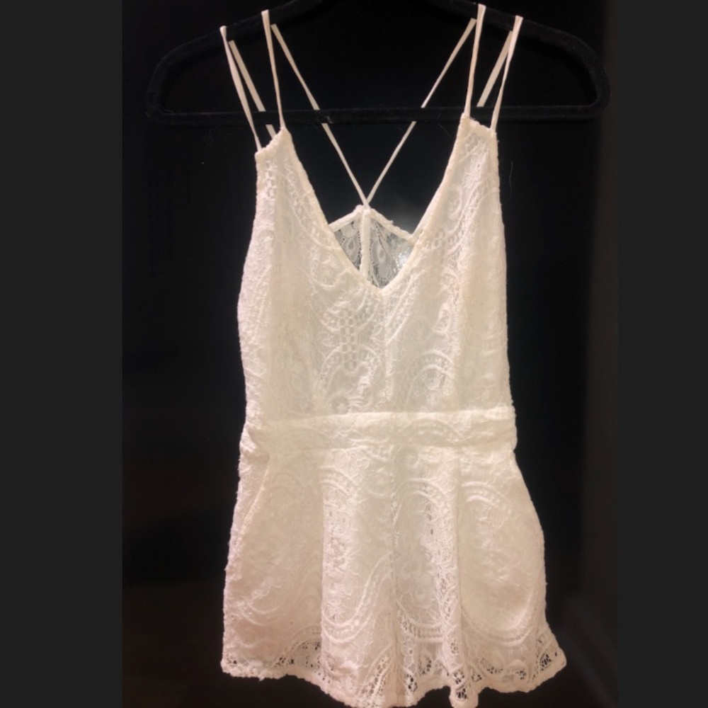 Kendall & Kylie white lace romper